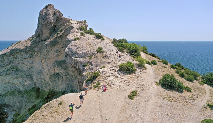 Выбор туристов: 10% россиян в прошлом году провели отпуск в Крыму
