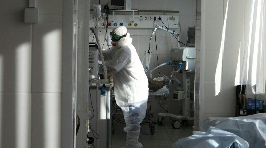 Девять пациентов с COVID-19 скончались в Крыму за сутки