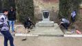 Памятник офицерам, погибшим на "майдане" в Киеве, перенесли к Холму Славы в Судаке