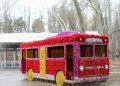 Светящийся троллейбус Симферополя перевезли в парк им. Гагарина
