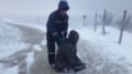 Крымские спасатели доставали машину скорой помощи из снежного заноса