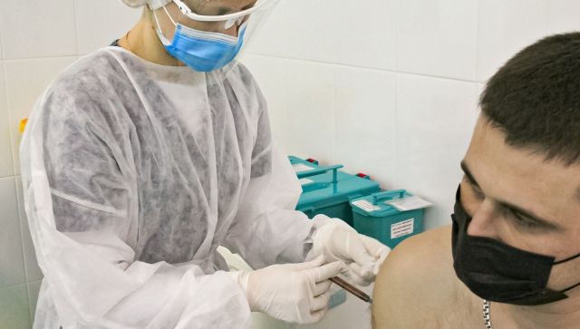 Сколько крымчан получили прививку от коронавируса – Минздрав