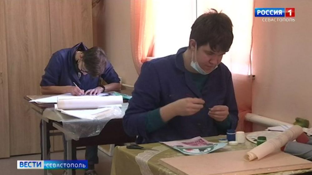 Где в Севастополе могут получить профессию школьники с ограниченными возможностями здоровья