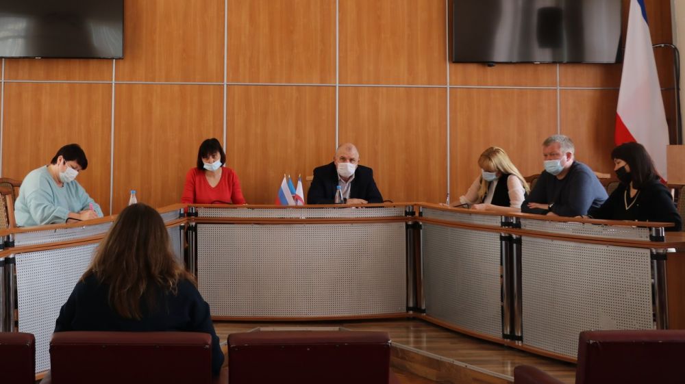 В Феодосии состоялось заседание Межведомственной комиссии по увеличению налогового и неналогового потенциала и других обязательных платежей в бюджет округа
