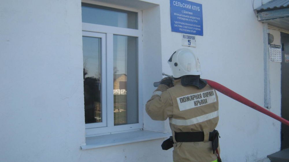 Огнеборцы ГКУ РК «Пожарная охрана Республики Крым» продолжают оттачивать профессиональные навыки на пожарно-тактических занятиях