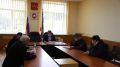 Сотрудники МЧС Крыма проводят выездные приемы граждан по актуальным вопросам в сфере защиты населения и территорий от возможных чрезвычайных ситуаций на территории муниципальных образований