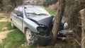 Автомобиль с тремя детьми врезался в дерево около Судака – фото