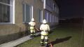 Огнеборцы ГКУ РК «Пожарная охрана Республики Крым» провели пожарно-тактическое занятие по ликвидации условного пожара на базе объекта образования
