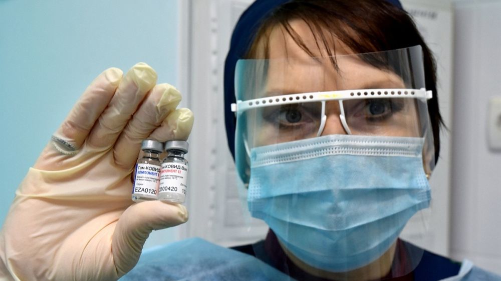 Прививочные пункты Крыма готовят к вакцинации по 7 тысяч человек в день