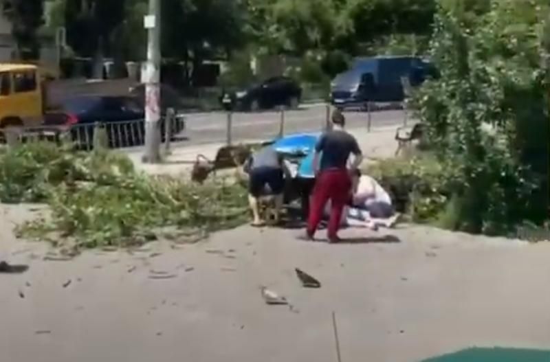 На какой пляж в севастополе упала ракета. Тополя в Севастополе. Упавший Тополь обесточил крымчан.