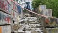 В двух микрорайонах Симферополя отремонтируют 15 городских лестниц