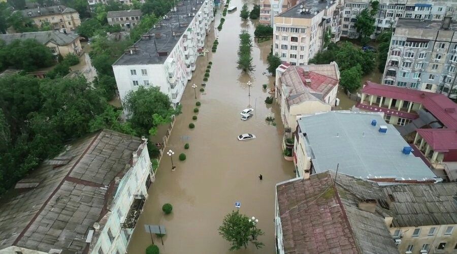 Более 20 тыс человек остались без воды из-за затопления насосных станций на востоке Крыма