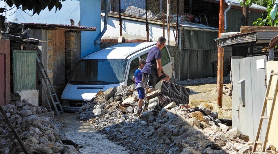 ГК «Автодель» оказала помощь крымчанам, пострадавшим от подтопления