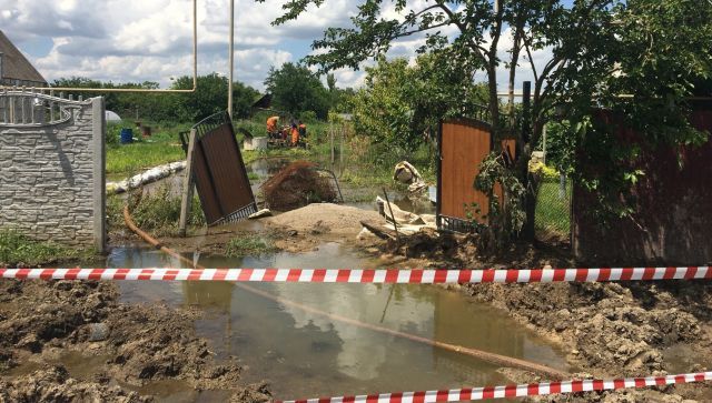 В Приозерном из-за потопов расселят дома - Аксенов