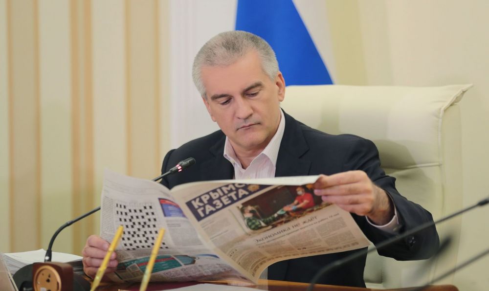 Аксёнов поздравил «Крымскую газету» с днём рождения