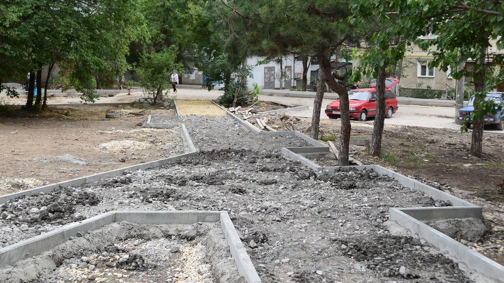 Как преображается Симферополь: о ремонте дворовых территорий