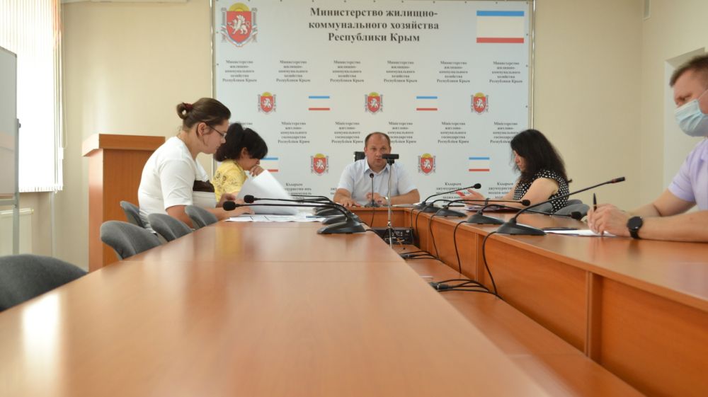 Сергей Донец провел плановое совещание с представителями администраций муниципальных образований