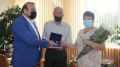 Трём семьям Симферопольского района, которые прожили в браке более 35 лет, вручили медали и грамоты «За любовь и верность»