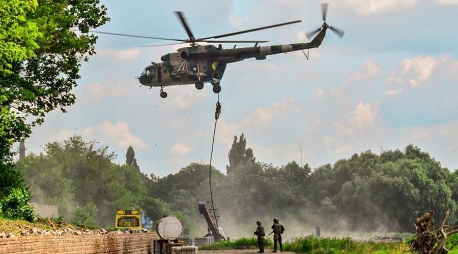 Высадка десанта в гостомеле картина