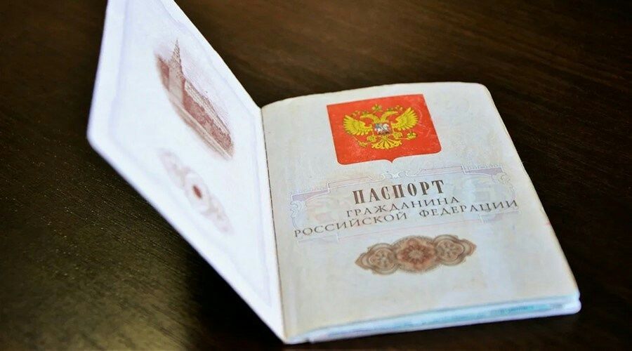 Срок оформления российского паспорта сократят в следующем году до пяти дней