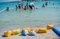 Акция «Научись плавать» проходит на трёх пляжах Севастополя