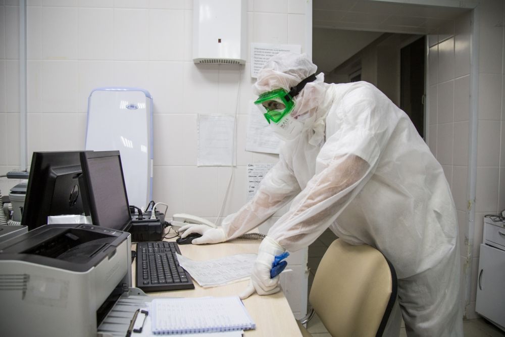В Крыму за сутки выявили 371 случай коронавируса