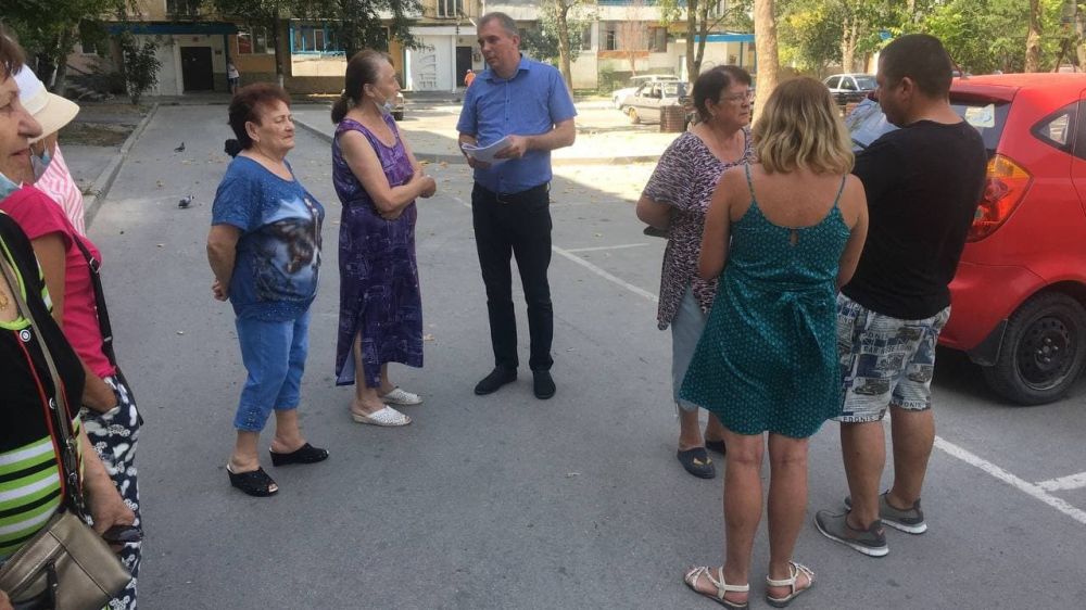 Олег Даперко провёл очередную встречу с жителями города