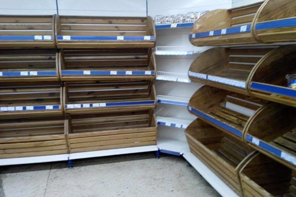 В Керчи раскупили весь хлеб в магазинах из-за потопа