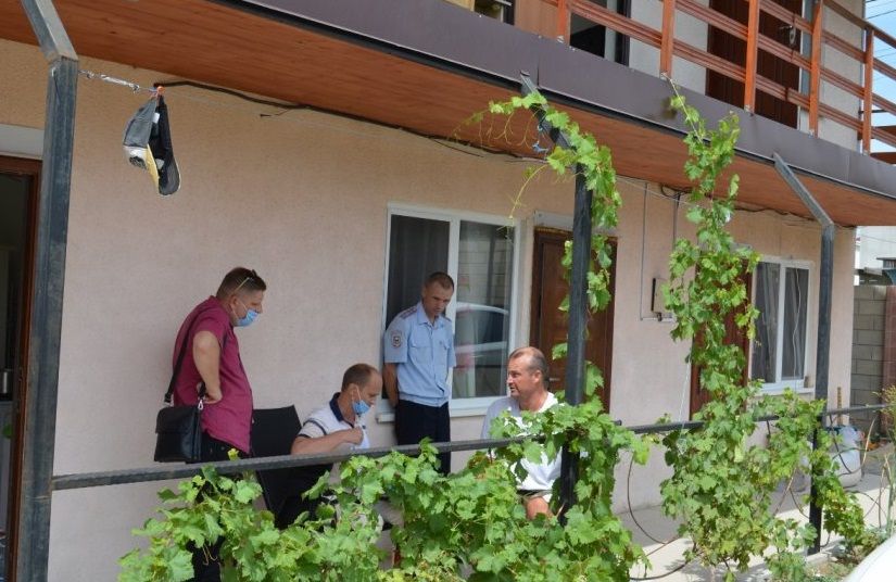 В Севастополе выявлены нарушения при заселении туристов в гостевой дом