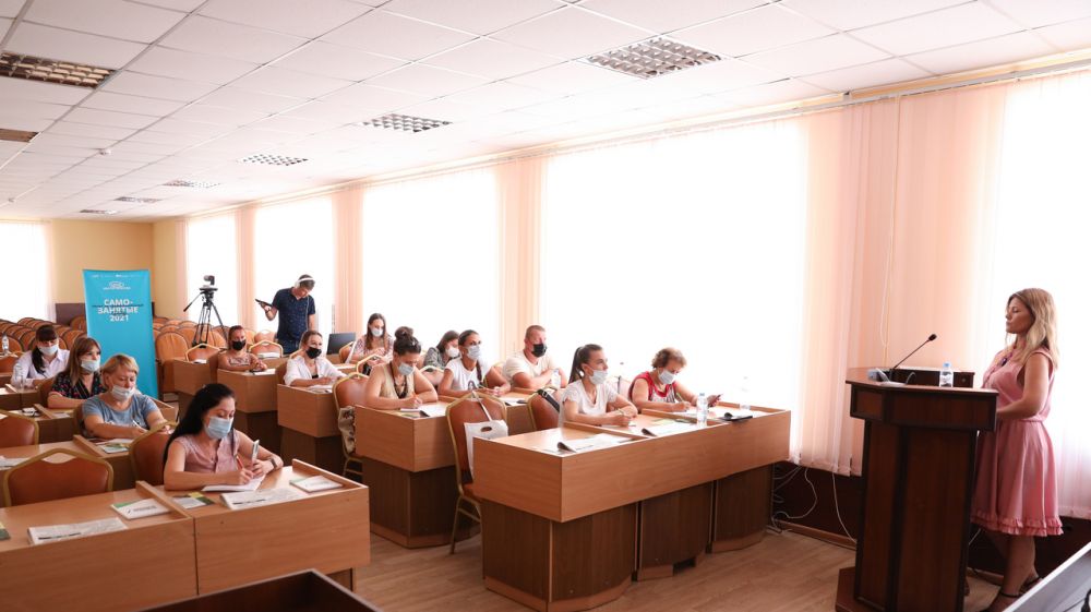 В Джанкое состоялся мастер-класс «Социальные сети для самозанятых»