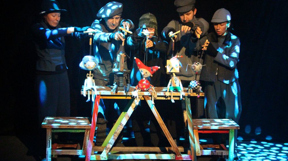 Крымский академический театр кукол открывает новый 83 театральный сезон