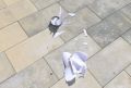 Вандалы разбили светильники в новом сквере в Симферополе