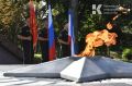 Прикурившие от Вечного огня в Севастополе подростки заплатят штраф и уберут территорию вокруг мемориала