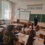 Сотрудники ГИБДД Советского района продолжают проводить обучающие занятия в школах