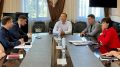 В администрации города Бахчисарая прошла рабочая встреча с министром строительства и архитектуры РК Михаилом Храмовым