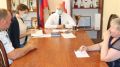 Глава администрации Сакского района Владимир Сабивчак провёл очередной прием граждан.