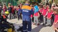Специалисты Симферопольского АСО «КРЫМ-СПАС» рассказали школьникам о защите от чрезвычайных ситуаций