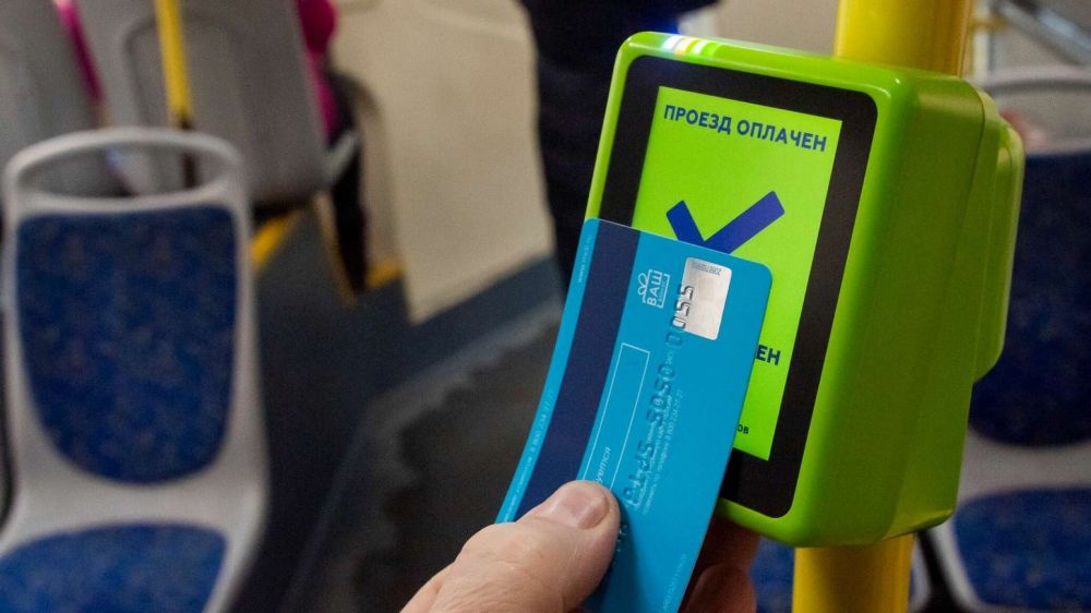 Крымчане начинают привыкать к электронной оплате проезда - статистика