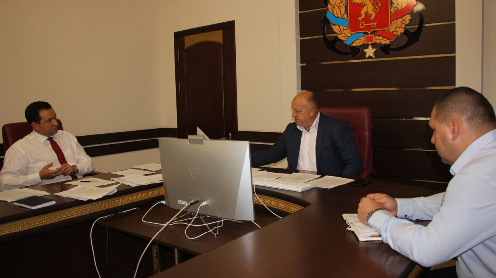 В Керчи разрывают контракты с подрядной организацией "Луксар"