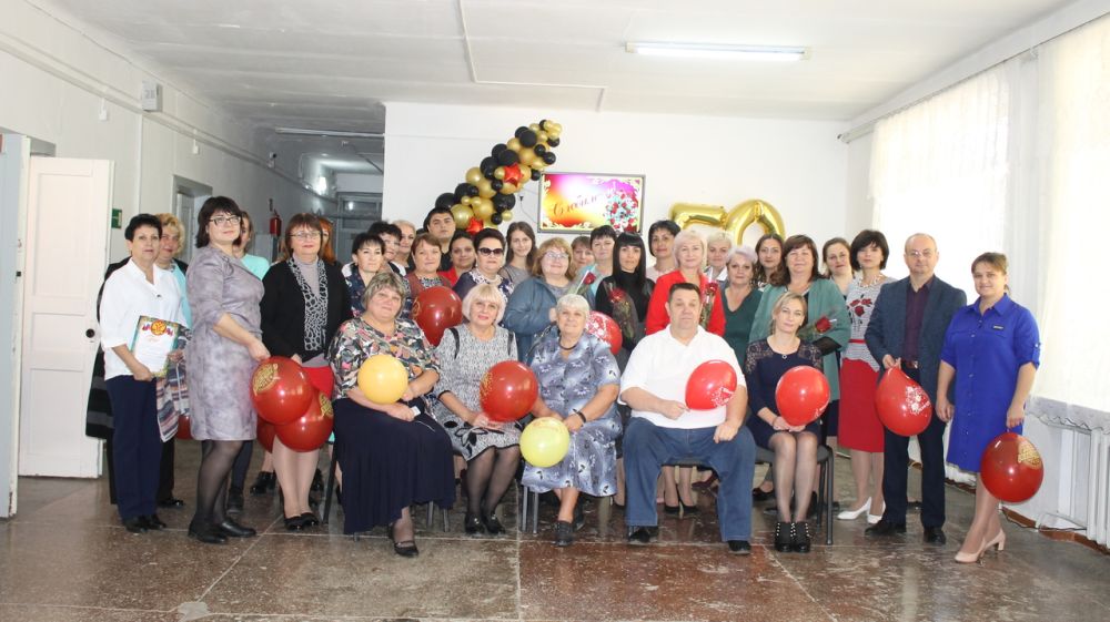 Почетненская школа Красноперекопского района отметила свой 50-летний юбилей