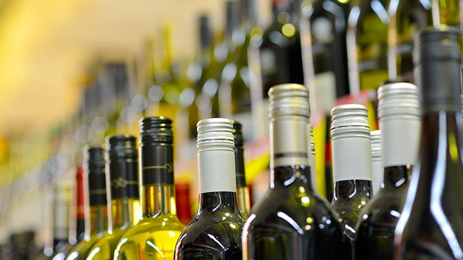 Представлены требования к розничной продаже алкогольной продукции при оказании услуг общественного питания