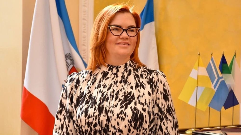 Глава горсовета Евпатории Олеся Харитоненко отстранена от должности