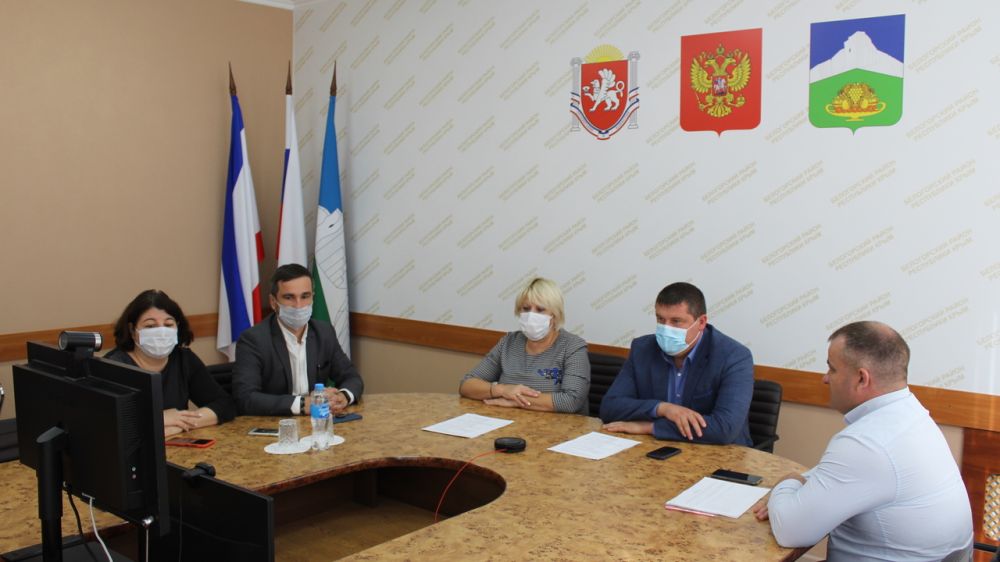 Руководители Белогорского района приняли участие в совещании о проблемных вопросах ЖКХ и реализации инфраструктурных объектов в Республике Крым