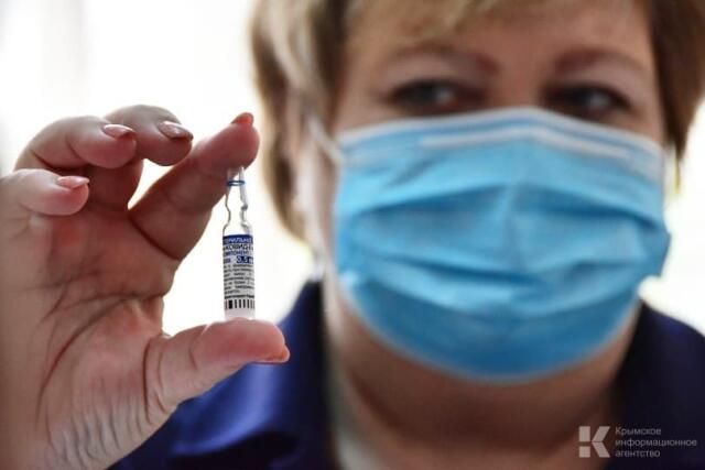 Крымские волонтёры активно вакцинируются от коронавируса