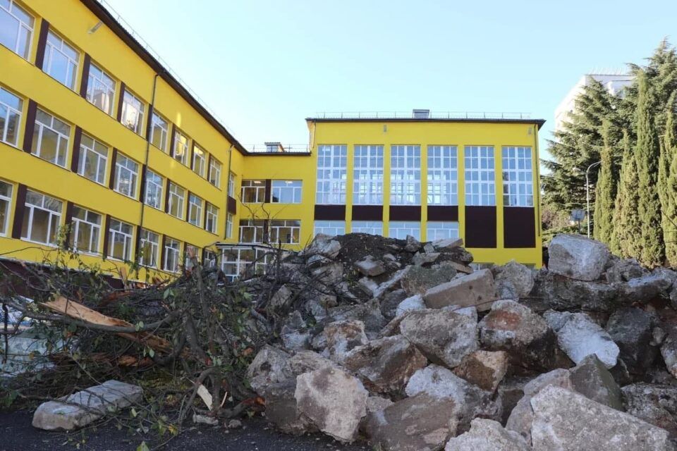 Школу в Гаспре отремонтируют впервые за 40 лет