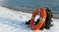ГИМС МЧС России предостерегает: купание в море в холодное время года может быть опасно для здоровья!
