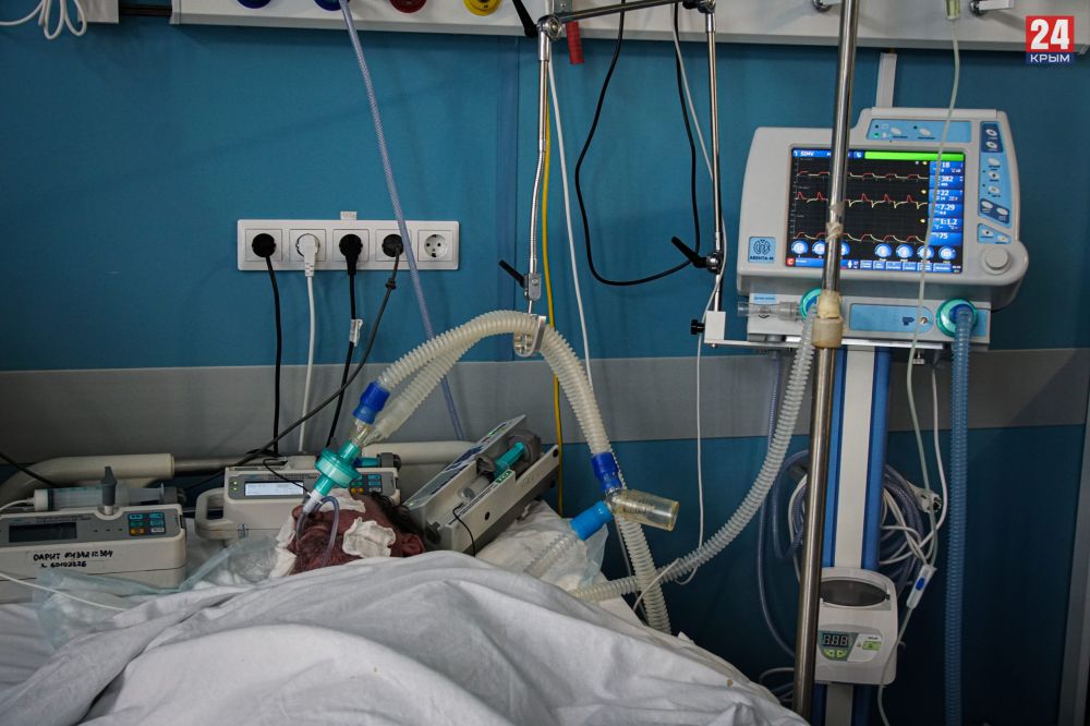 Почти 400 пациентов с коронавирусом в Крыму находятся в тяжёлом и очень тяжёлом состоянии