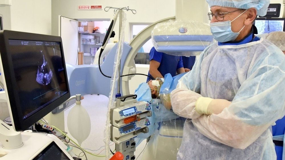 В Крыму впервые проведена малоинвазивная операция по замене одного из клапанов сердца