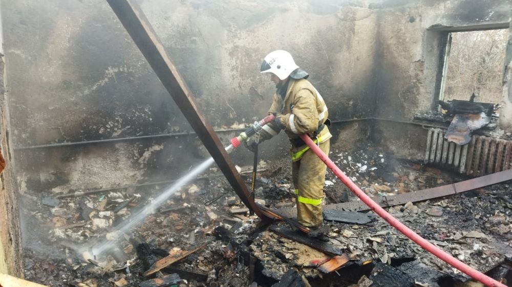 Огнеборцы ГКУ РК «Пожарная охрана Республики Крым» продолжают ежедневную борьбу с пожарами