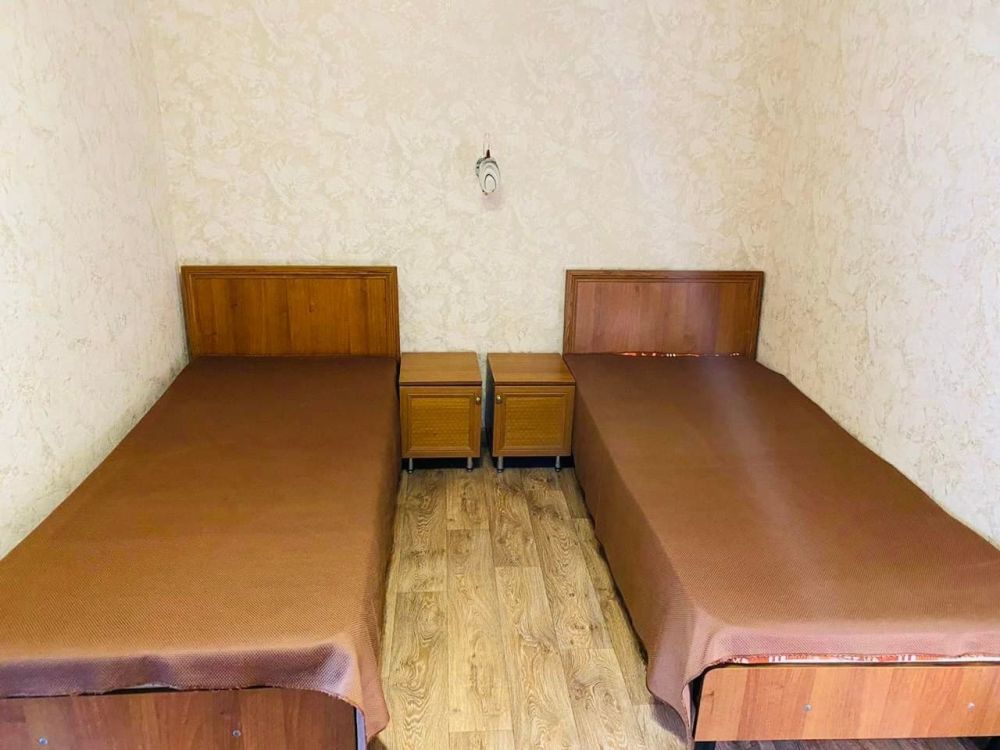 Министр курортов Крыма опубликовал фото «убитого» номера в отеле с тремя звездами